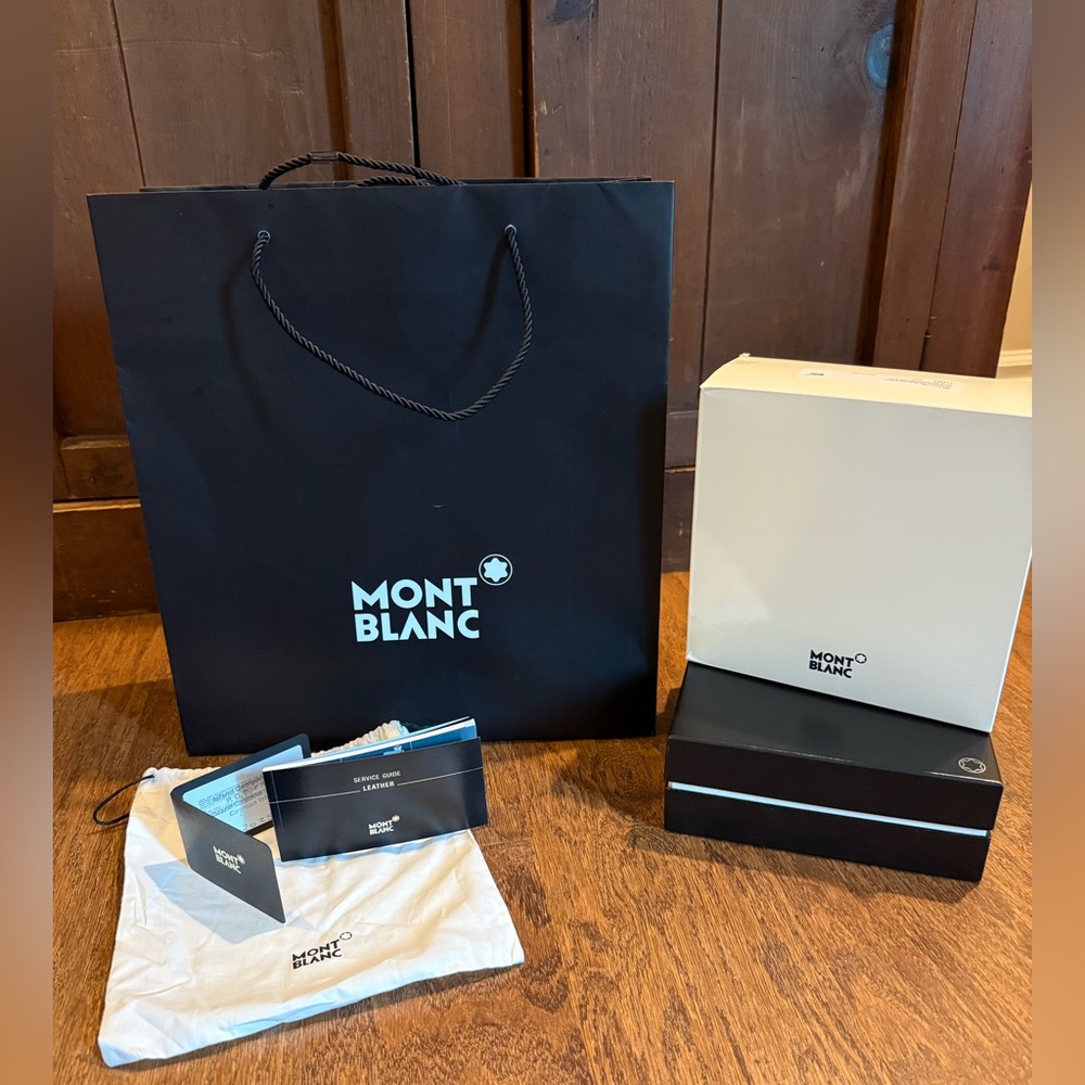 Montblanc Packaging: Shopper, Dustbag, Inner and Outer Boxes, Folios
